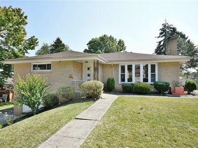 5065 Azalea Dr, Pittsburgh, PA, 15236