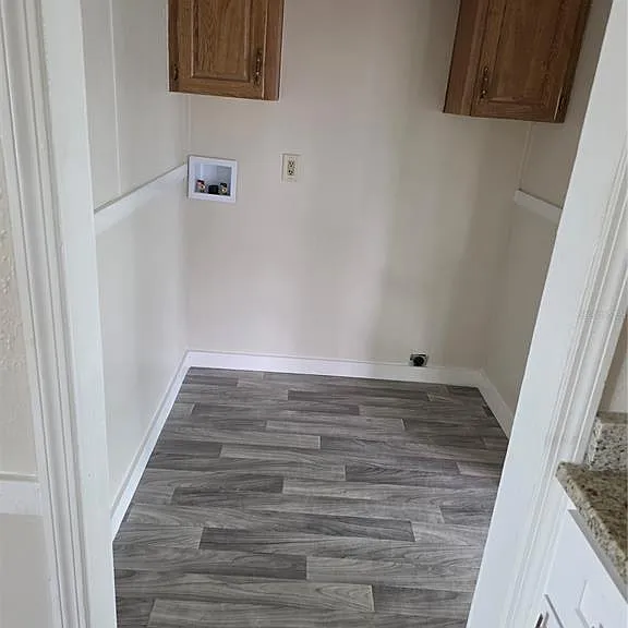 9919 Scepter Ave — Photo 8