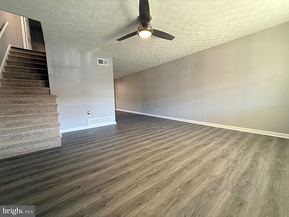 4th image of 2021 Kelmore Rd