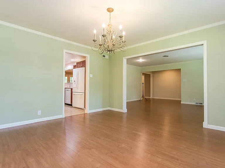 4225 Reaumur Dr — Photo 10
