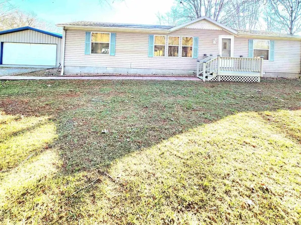 37 Janet Ln, Murphysboro, IL 62966