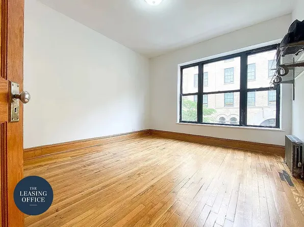 174 W 89th St APT 2A, New York, NY 10024