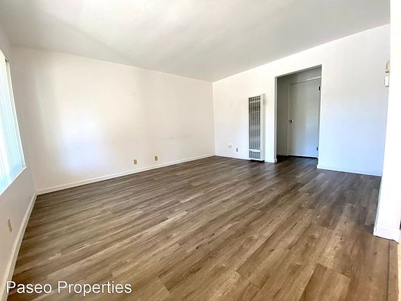 2nd image of 909 E Blithedale Ave #2