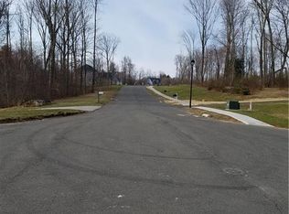 14 Grassy Hill Rd, Ellington, CT 06029