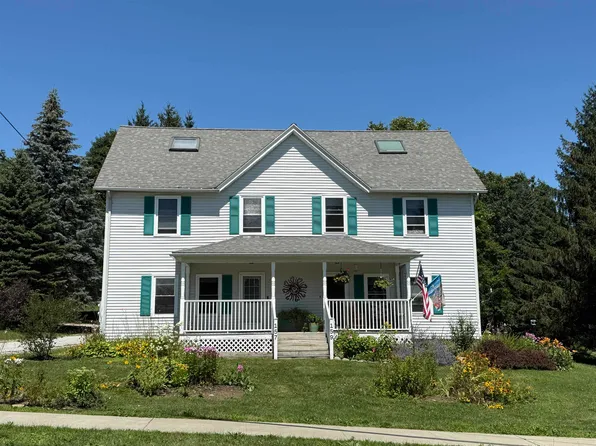 157 Congress Street, St. Albans Town, VT 05478