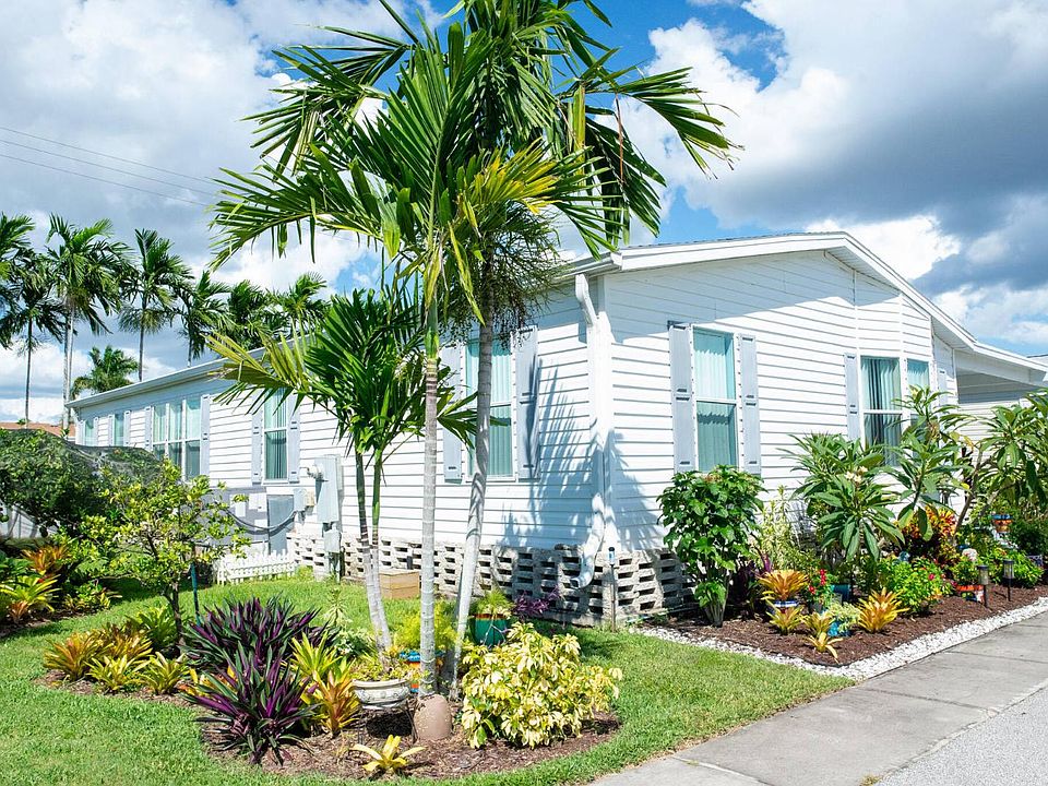 1st image of 825 Tall Oak Rd