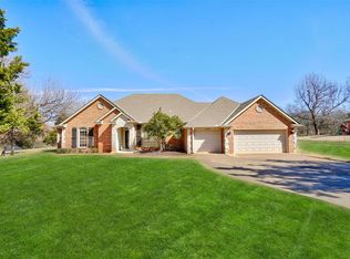 10708 Green Valley Rd, Oklahoma City, OK 73151