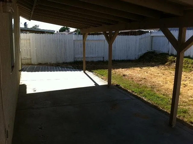 Candice Ave — Photo 11