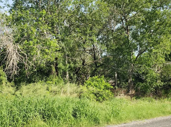 711 Novella LOT 16, Adkins, TX 78101