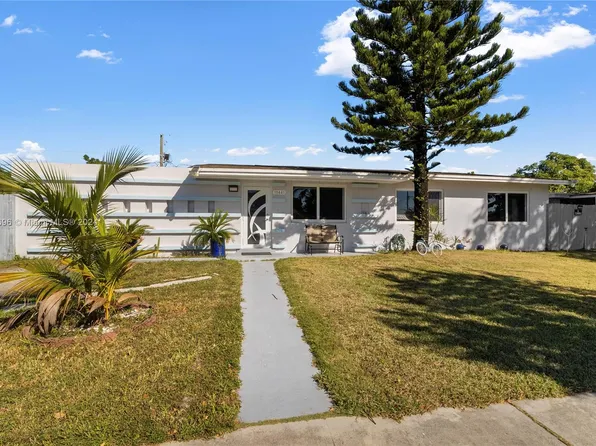 10441 SW 200th Ter, Cutler Bay, FL 33189