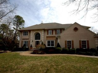 6 Persimmon Ct, Medford, NJ 08055