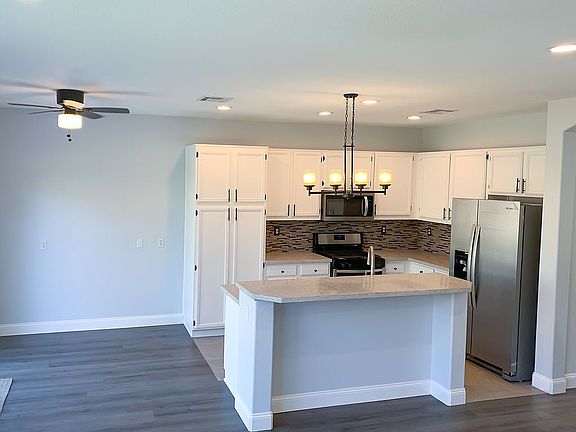 4th image of 2676 Andrew Ln