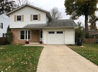 1335 Sunnymede Ave, South Bend, IN 46615