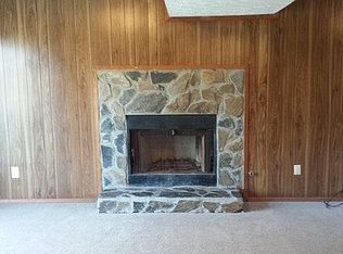 6960 Smoke Ridge Dr, Fairburn, GA 30213