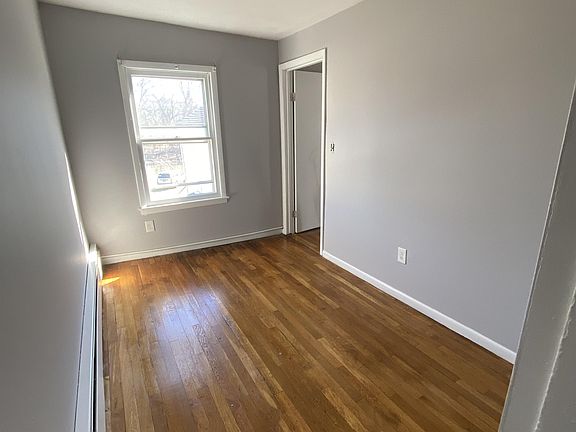 5th image of 27 Hudson Ave #2