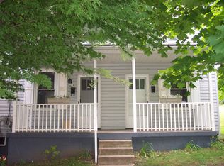 643 Irwin St, Wall, PA