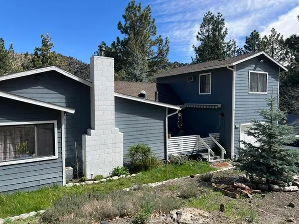 824 Lark Dr, Wrightwood, CA 92397