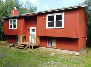 2855 Allegheny Dr, Blakeslee, PA 18610