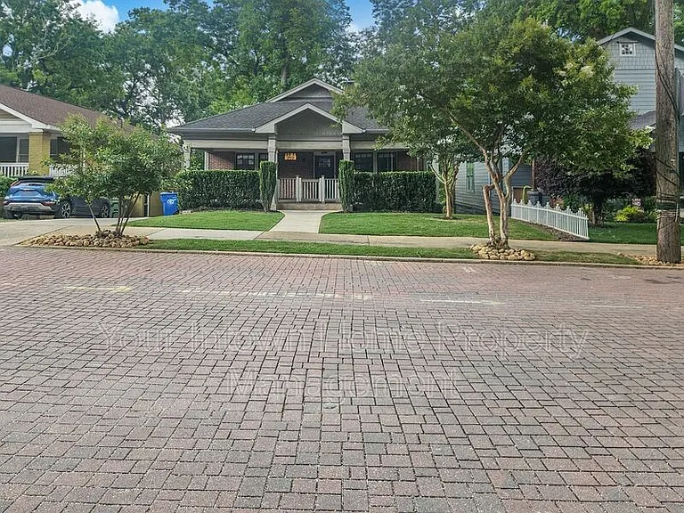 259 Atlanta Ave SE — Photo 43