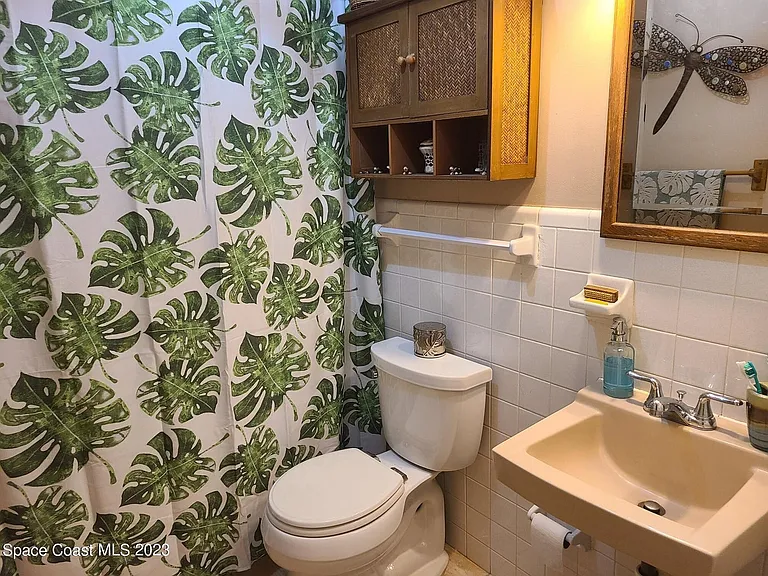 212 Gainey Ln — Photo 6
