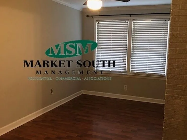 5529 Habersham St — Photo 3