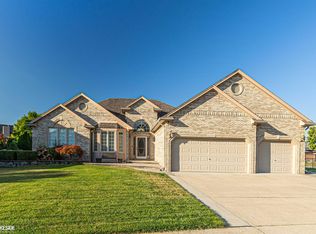 21588 Tangel Dr, Macomb, MI 48044