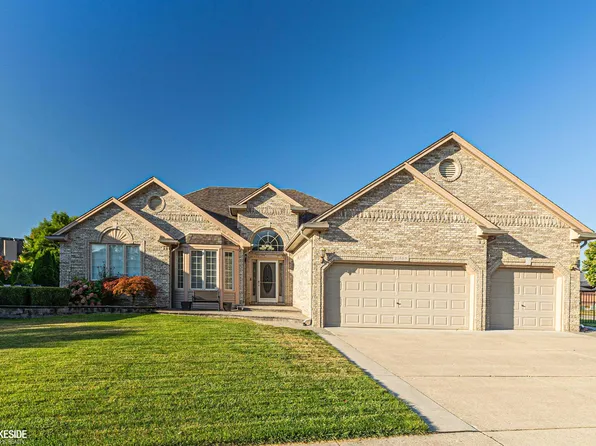 21588 Tangel Dr, Macomb, MI 48044