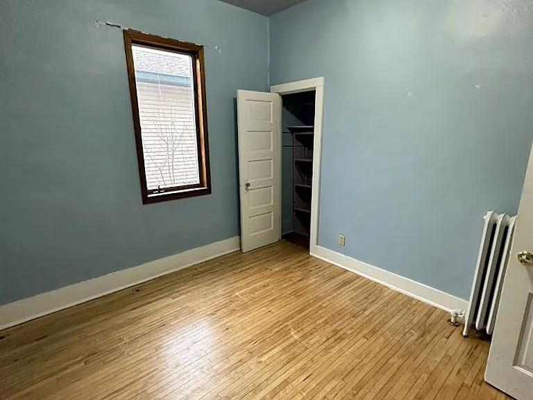 1007 Dewey Ave NE — Photo 6