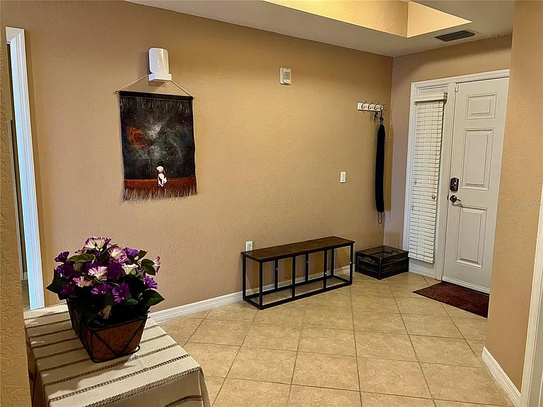 1188 N Tamiami Trl #403 — Photo 3