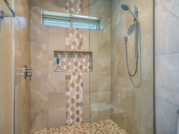 5th image of 6891 N Casas Adobes Dr