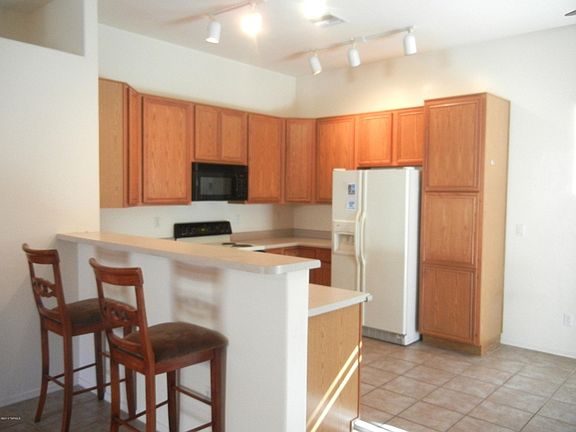 3rd image of 173 N Desert Park Pl