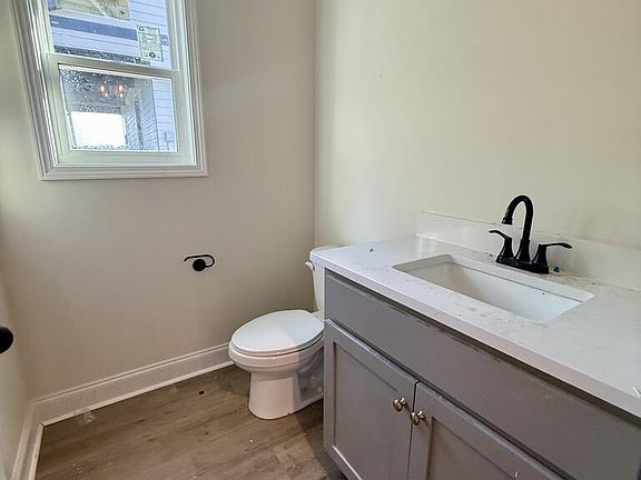 5th image of 7357 Pine Chase Dr