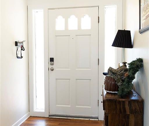 5th image of 2910 SW 1st Ave