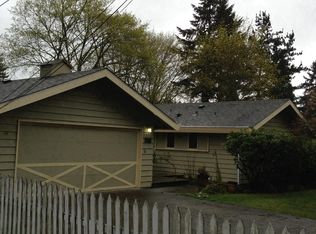 212 164th Ave SE, Bellevue, WA 98008