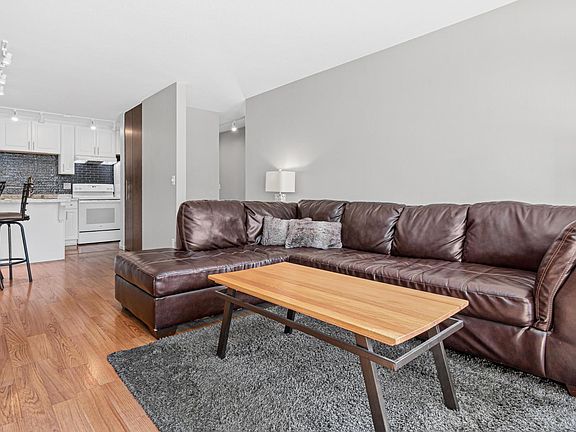 5th image of 4030 15th Ave S APT 7C