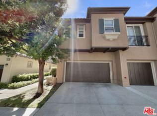 6833 Simmons Way, Moorpark, CA 93021