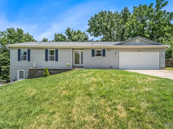 2004 Sunswept Ln, High Ridge, MO 63049