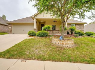 5868 Nathaniel Dr, Fort Worth, TX 76179