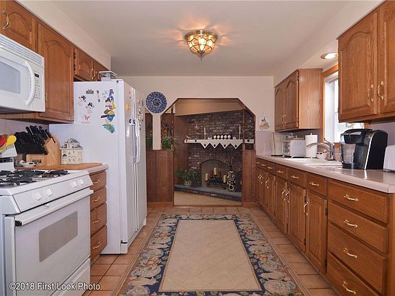 5th image of 58 Seabrook Dr