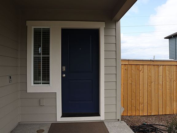 4th image of 11410 NE 17th St