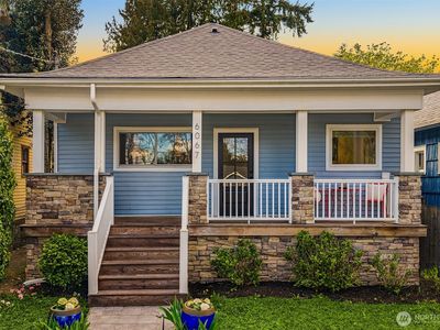 6067 6th Avenue NE, Seattle, WA, 98115