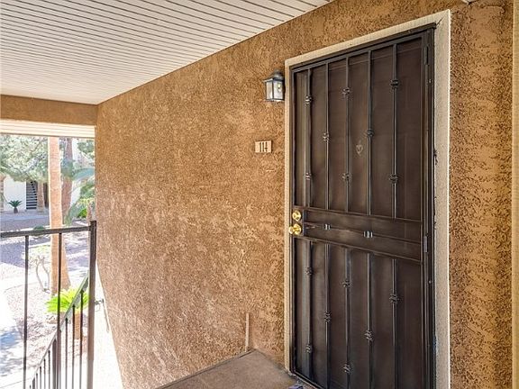 4th image of 4918 River Glen Dr Unit 114