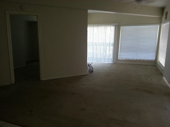 3rd image of 1405 April Villas #A