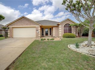 1004 Tyler James Dr, Burleson, TX 76028