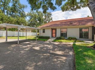 2069 Lakeview Dr, Clearwater, FL 33763