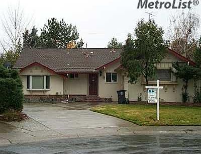 1st image of 7744 Uplands Way