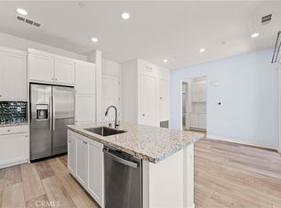 26973 Prospector Rd #303, Valencia, CA 91381