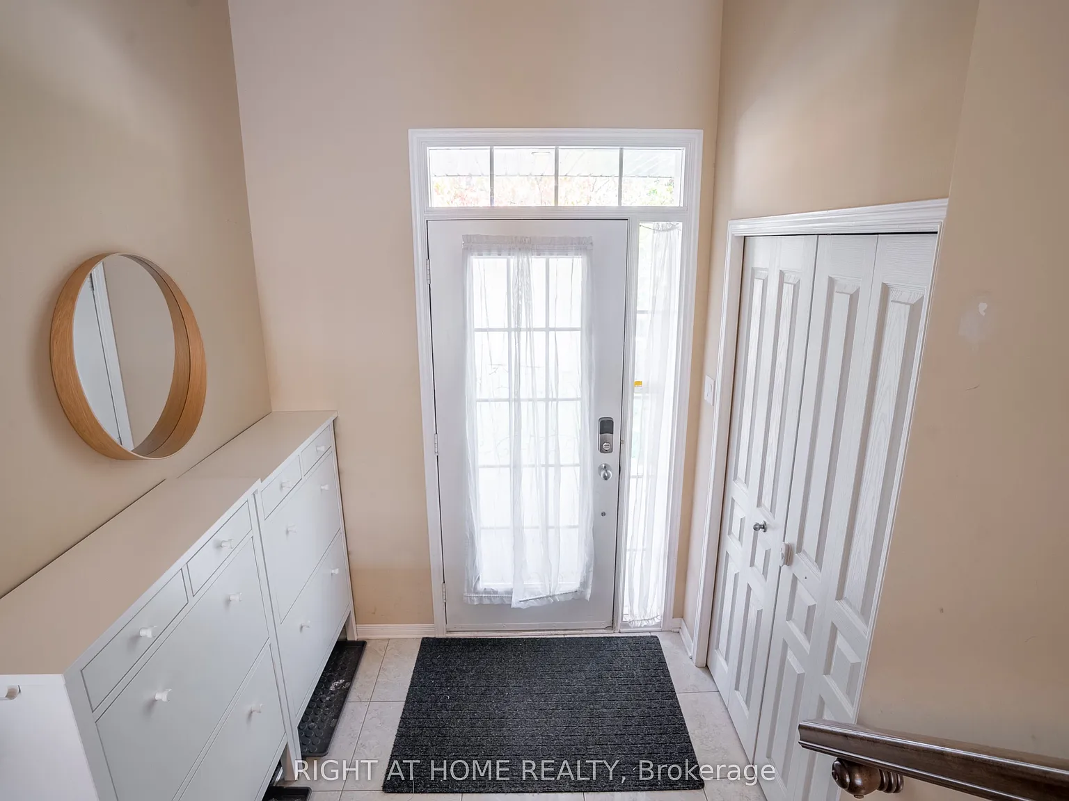 3 bed, $3,100 — Photo 2