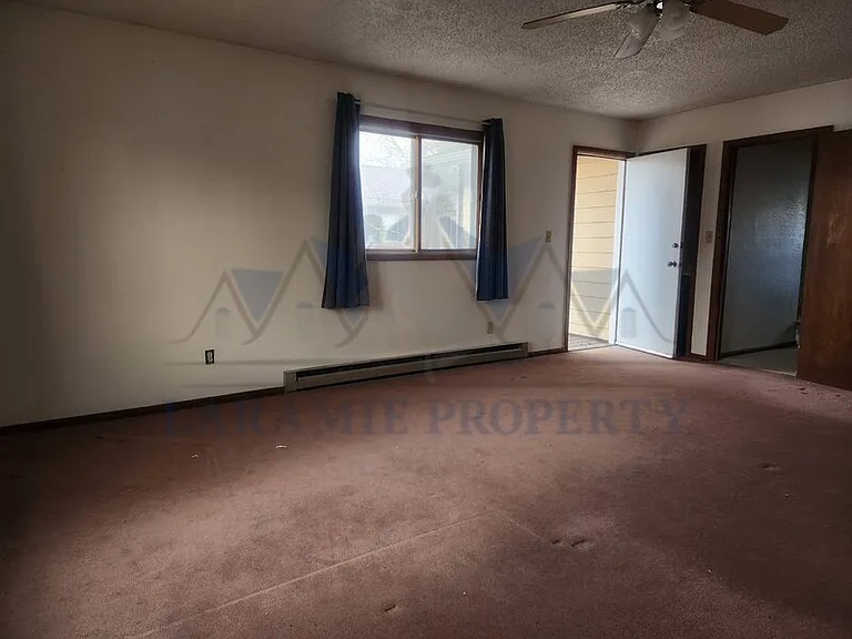 522 S Lincoln St #E — Photo 14