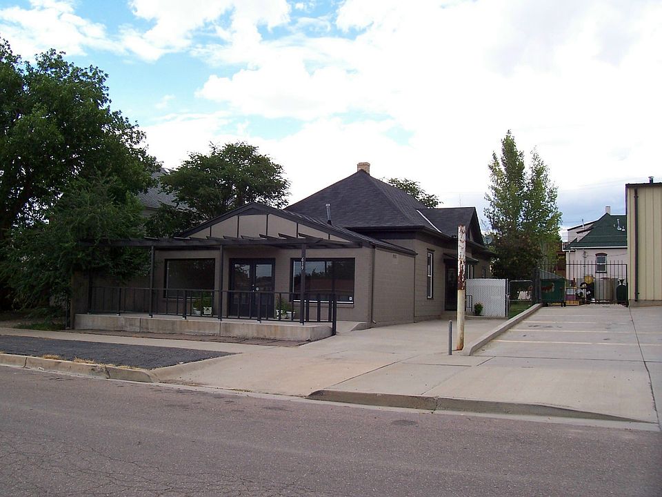 Great Building for Small Business or In home Business